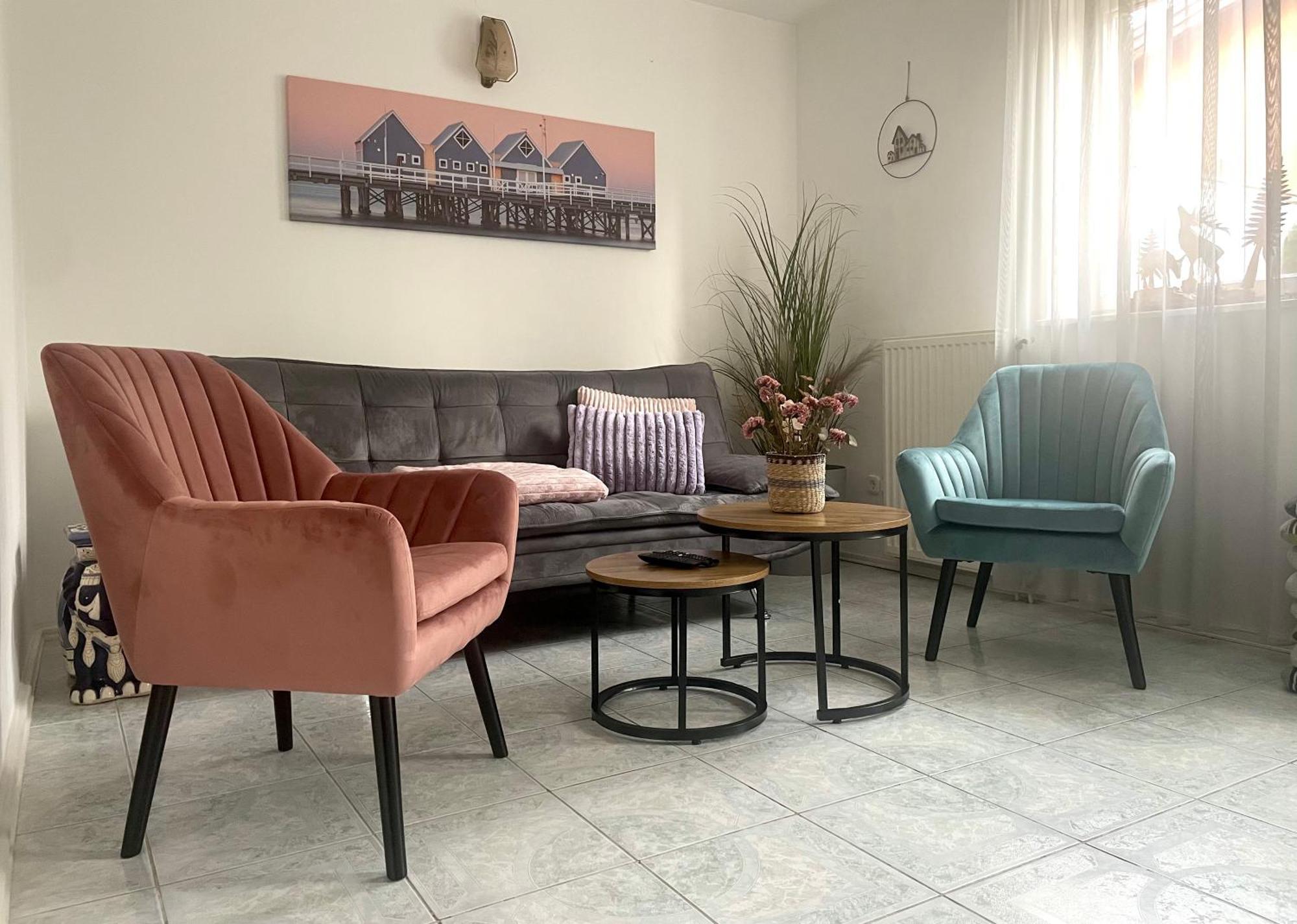 Barat Vendeghaz - Cosy - Teljes Haz Privat Udvarral - 4 Szoba, 2 Fuerdo Apartament
